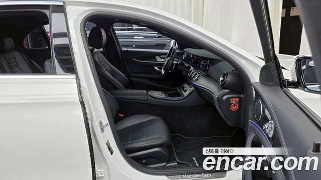 Mercedes-Benz E-Class W213 2020 Белый из Кореи, фото 2