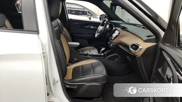 Chevrolet (GM Daewoo) Trailblazer 2021 Белый из Кореи, фото 2