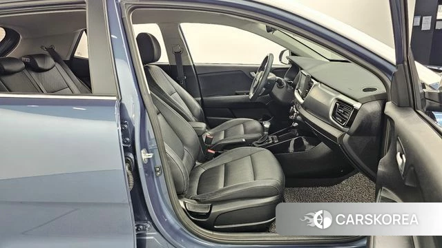 Kia Stonic 2018 Синий из Кореи, фото 2