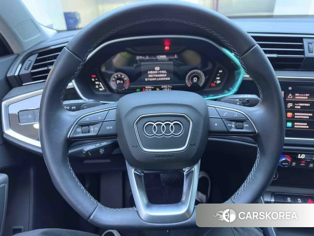 Audi Q3 2022 Белый из Китая, фото 2