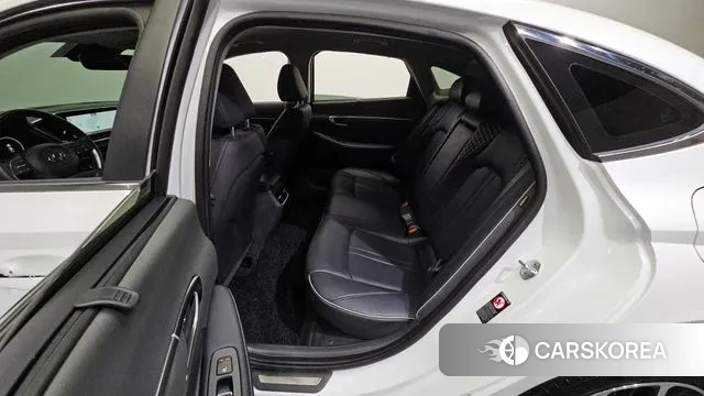 Hyundai Sonata Hybrid (DN8) 2022 Белый из Кореи, фото 2