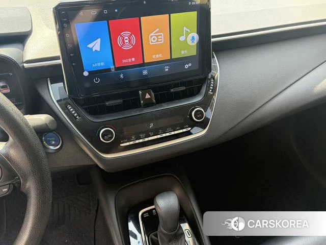Toyota Corolla 2021 Белый из Китая, фото 2