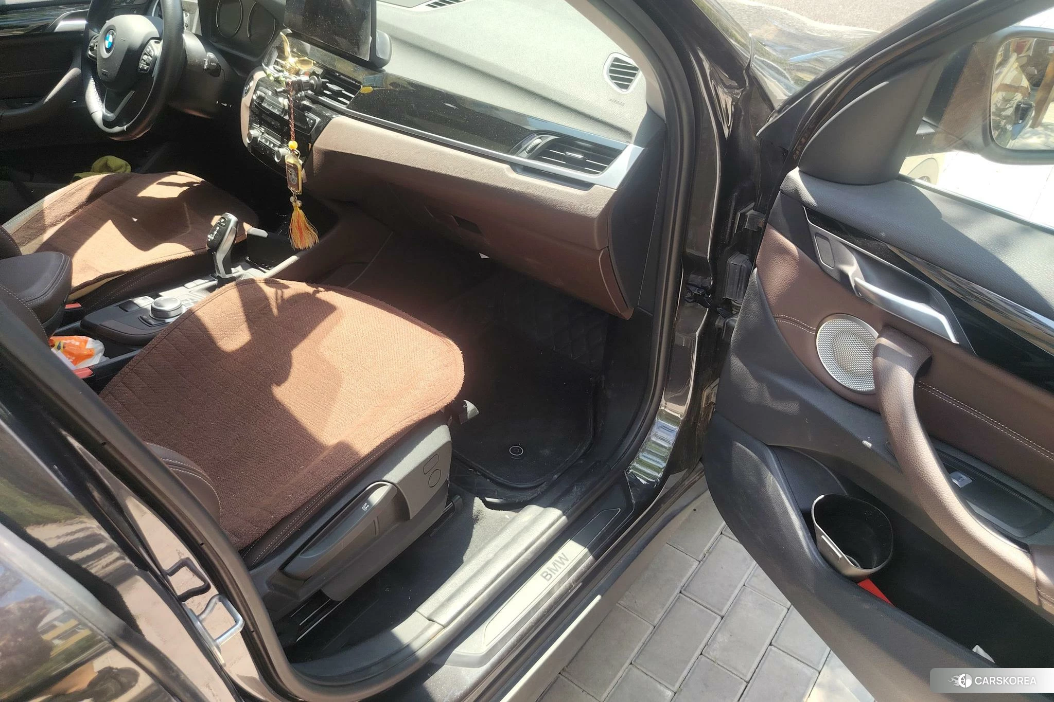 BMW X1 2020 Темно-серый из Китая, фото 2