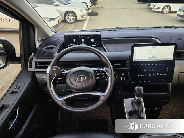 Hyundai Staria 2024 Белый из Кореи, фото 2