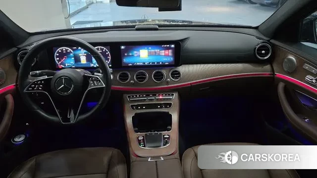 Mercedes-Benz E-Class W213 2021 Серый из Кореи, фото 2