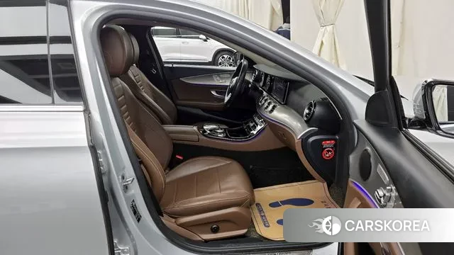 Mercedes-Benz E-Class W213 2019 Серебряный из Кореи, фото 2
