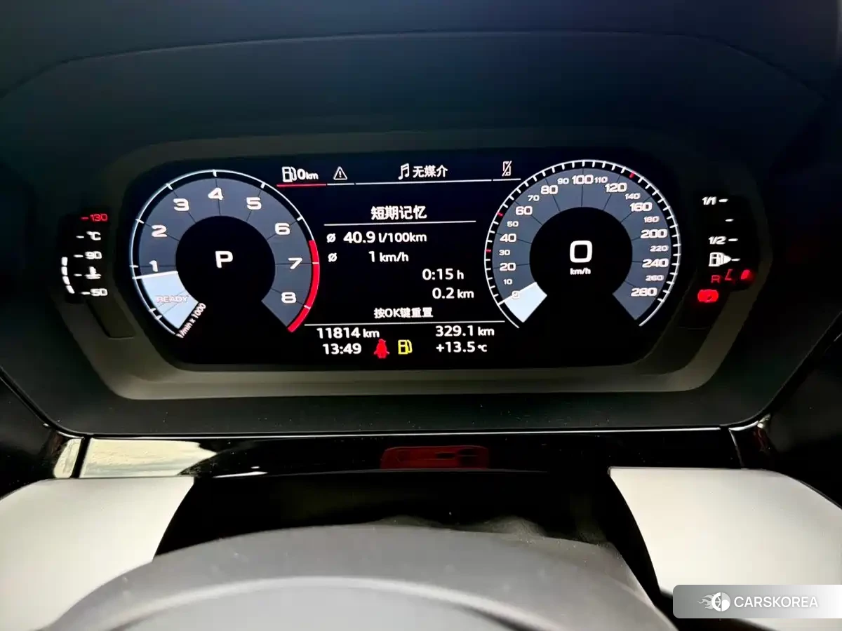 Audi A3 2023 Белый из Китая, фото 2