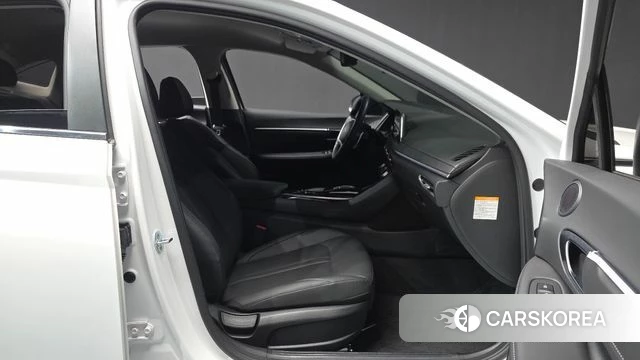 Hyundai Sonata Hybrid (DN8) 2022 Белый из Кореи, фото 2