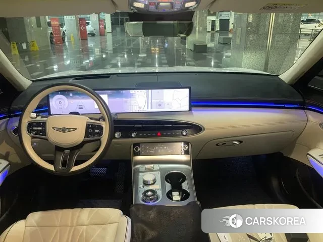 Genesis GV70 2024 Белый из Кореи, фото 2