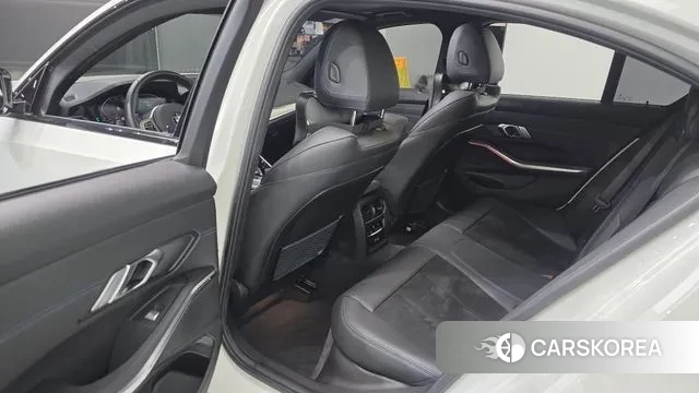 BMW 3 Series (G20) 2021 Белый из Кореи, фото 2