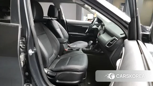 Kia The New Seltos 2023 Серый из Кореи, фото 2