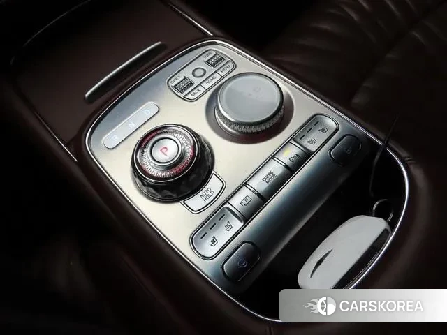 Genesis G90 (RS4) 2022 Черный из Кореи, фото 2