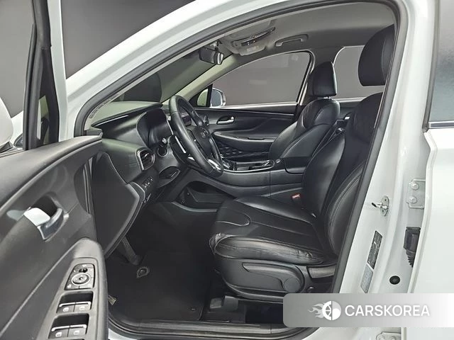 Hyundai The New Santa Fe 2021 Белый из Кореи, фото 2