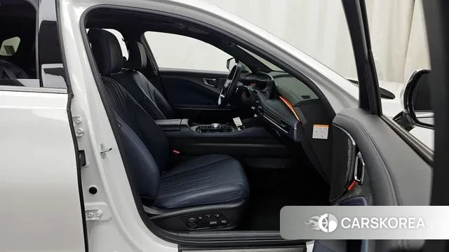 Kia The New K8 Hybrid 2024 Белый из Кореи, фото 2