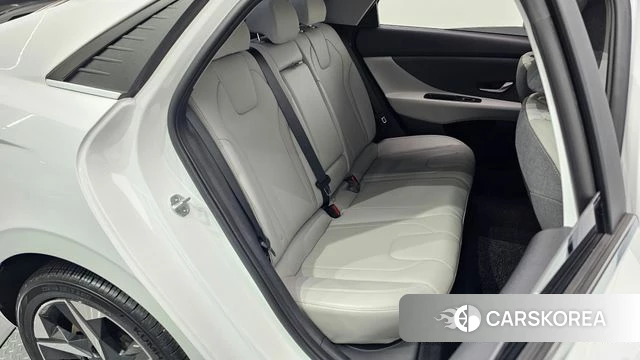 Hyundai Avante (CN7) 2021 Белый из Кореи, фото 2
