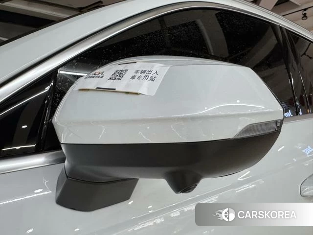 Audi Q3 2023 Белый из Китая, фото 2