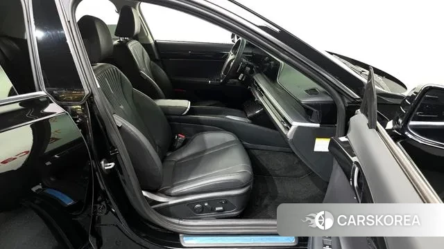 Hyundai Grandeur Hybrid (GN7) 2023 Черный из Кореи, фото 2