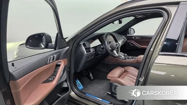 BMW X6 (G06) 2022 Светло-зеленый из Кореи, фото 2