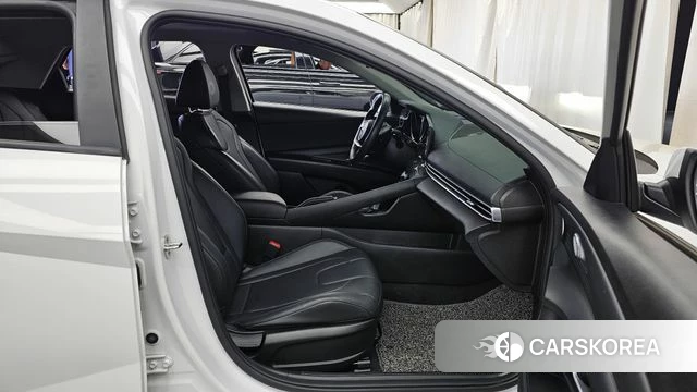 Hyundai Avante (CN7) 2021 Белый из Кореи, фото 2