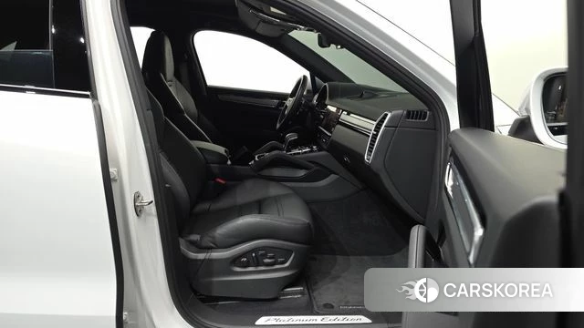 Porsche Cayenne (PO536) 2023 Белый из Кореи, фото 2