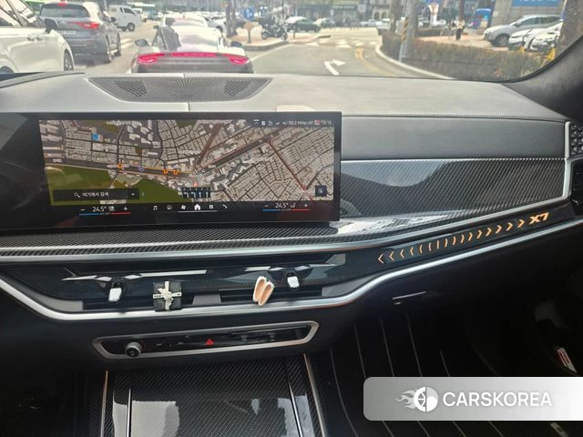 BMW X7 (G07) 2025 Белый из Кореи, фото 2