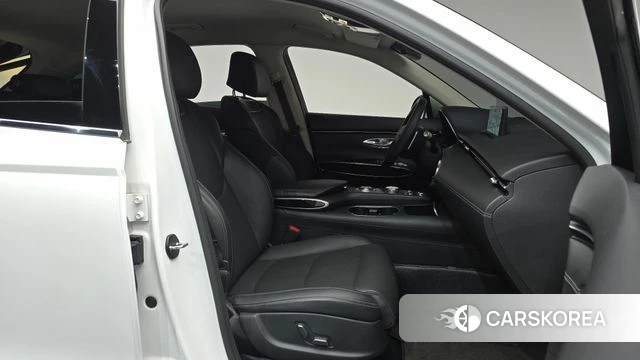 Genesis GV70 2022 Белый из Кореи, фото 2