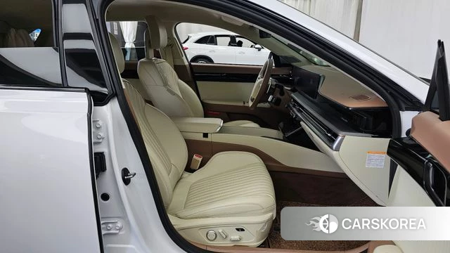 Hyundai Grandeur Hybrid (GN7) 2024 Белый из Кореи, фото 2