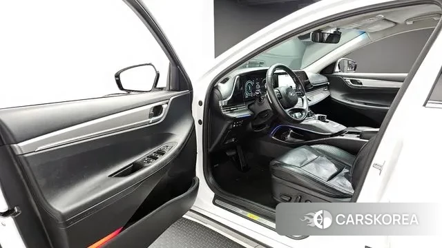 Hyundai The New Grandeur IG Hybrid 2022 Белый из Кореи, фото 2