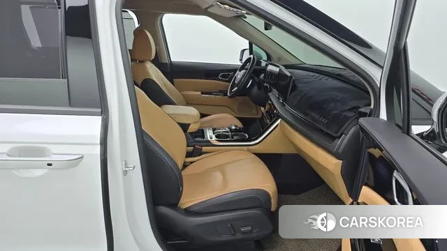 Kia Carnival 4th generation 2021 Белый из Кореи, фото 2