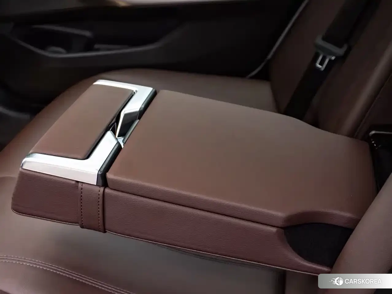 BMW 3 series 2022 Белый из Китая, фото 2