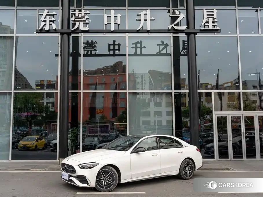 Mercedes-Benz C-class 2024 Белый из Китая, фото 2