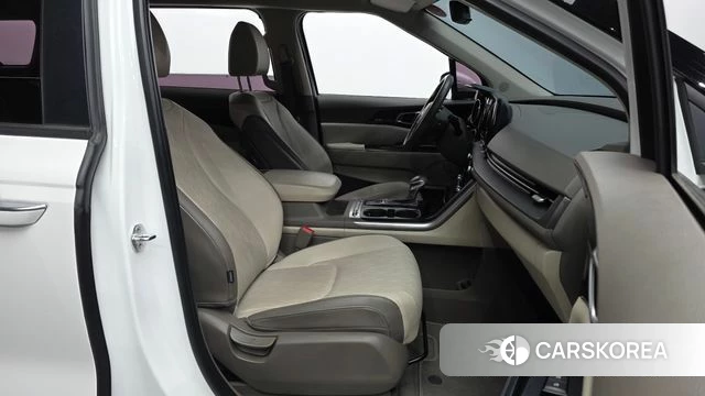 Kia Carnival 4th generation 2020 Белый из Кореи, фото 2