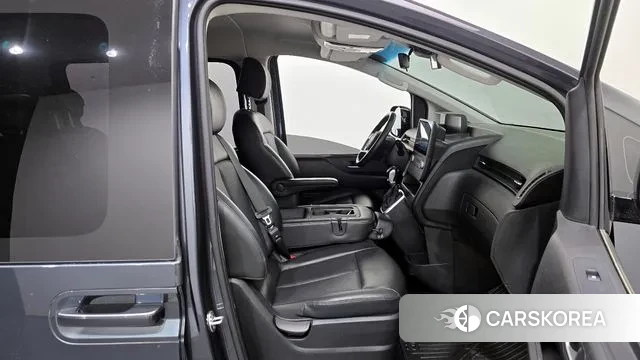 Hyundai Staria 2021 Серый из Кореи, фото 2