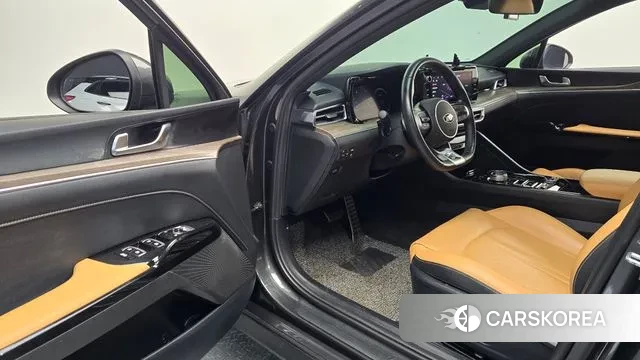 Kia K5 3rd generation 2021 Серый из Кореи, фото 2