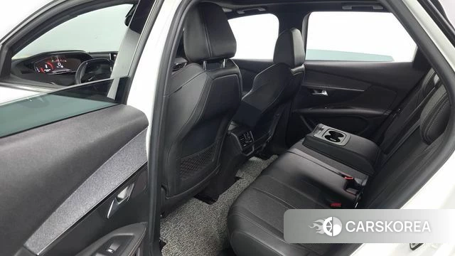 Peugeot 3008 second generation 2020 Белый из Кореи, фото 2
