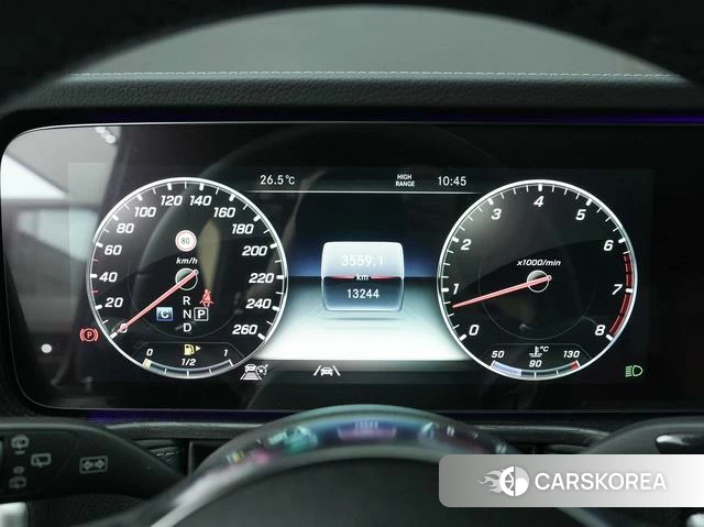 Mercedes-Benz G-class 2024 Черный из Китая, фото 2