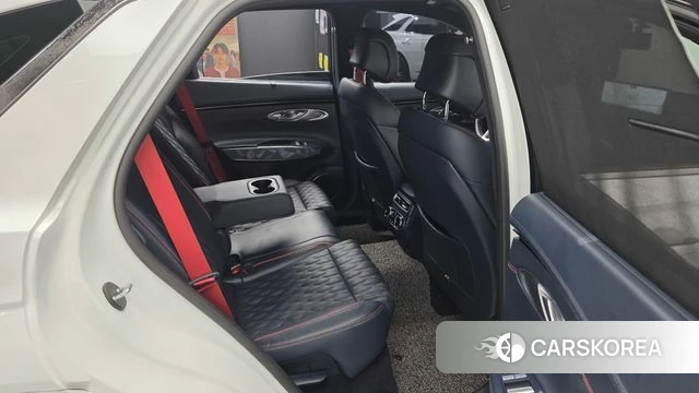 Genesis GV70 2022 Белый из Кореи, фото 2