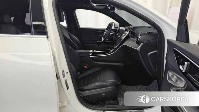 Mercedes-Benz GLC-Class X254 2023 Белый из Кореи, фото 2