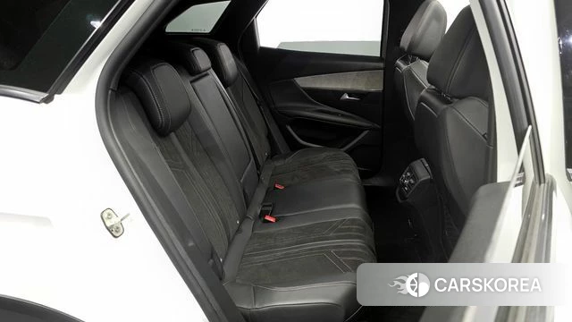 Peugeot 3008 second generation 2022 Белый из Кореи, фото 2