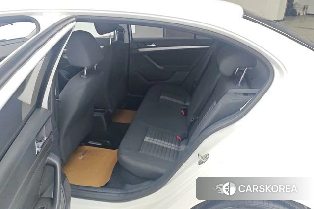 Volkswagen Lavida 2022 Белый из Китая, фото 2