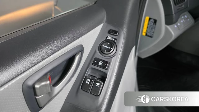 Hyundai The New Grand Starex 2019 Серебряный из Кореи, фото 2
