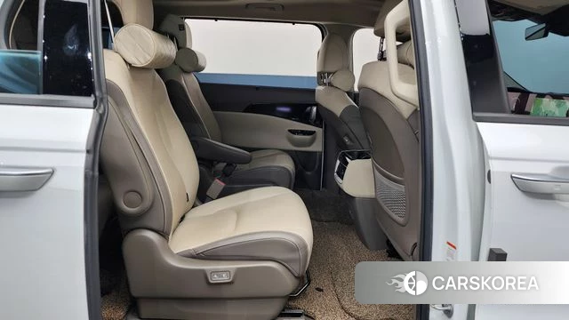 Kia Carnival 4th generation 2022 Белый из Кореи, фото 2