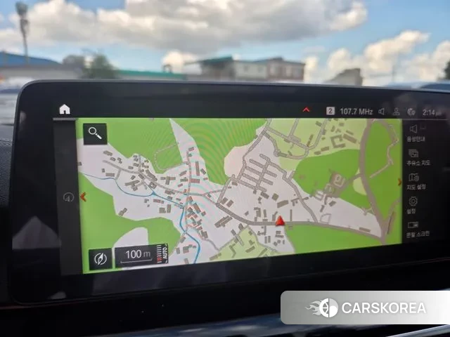 BMW 5 Series (G30) 2020 Серебристо-серый из Кореи, фото 2