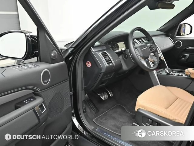 Land Rover Discovery 5 2025 Черный из Кореи, фото 2