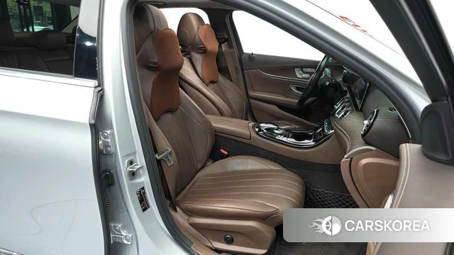Mercedes-Benz E-Class W213 2020 Серебряный из Кореи, фото 2