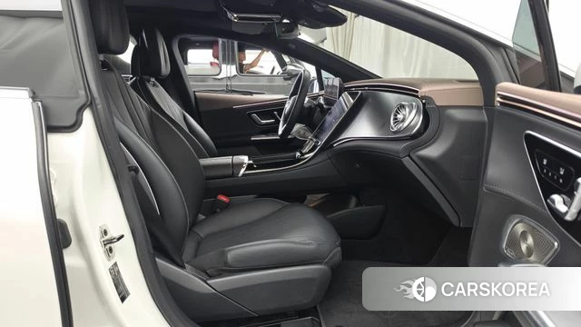 Mercedes-Benz EQE V295 2023 Белый из Кореи, фото 2