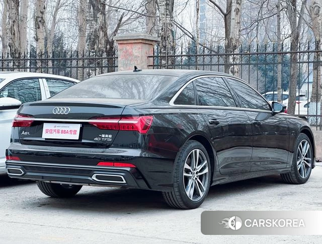 Audi A6L 2021 Черный из Китая, фото 2