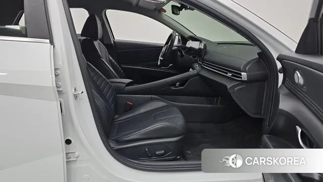 Hyundai Avante (CN7) 2022 Белый из Кореи, фото 2