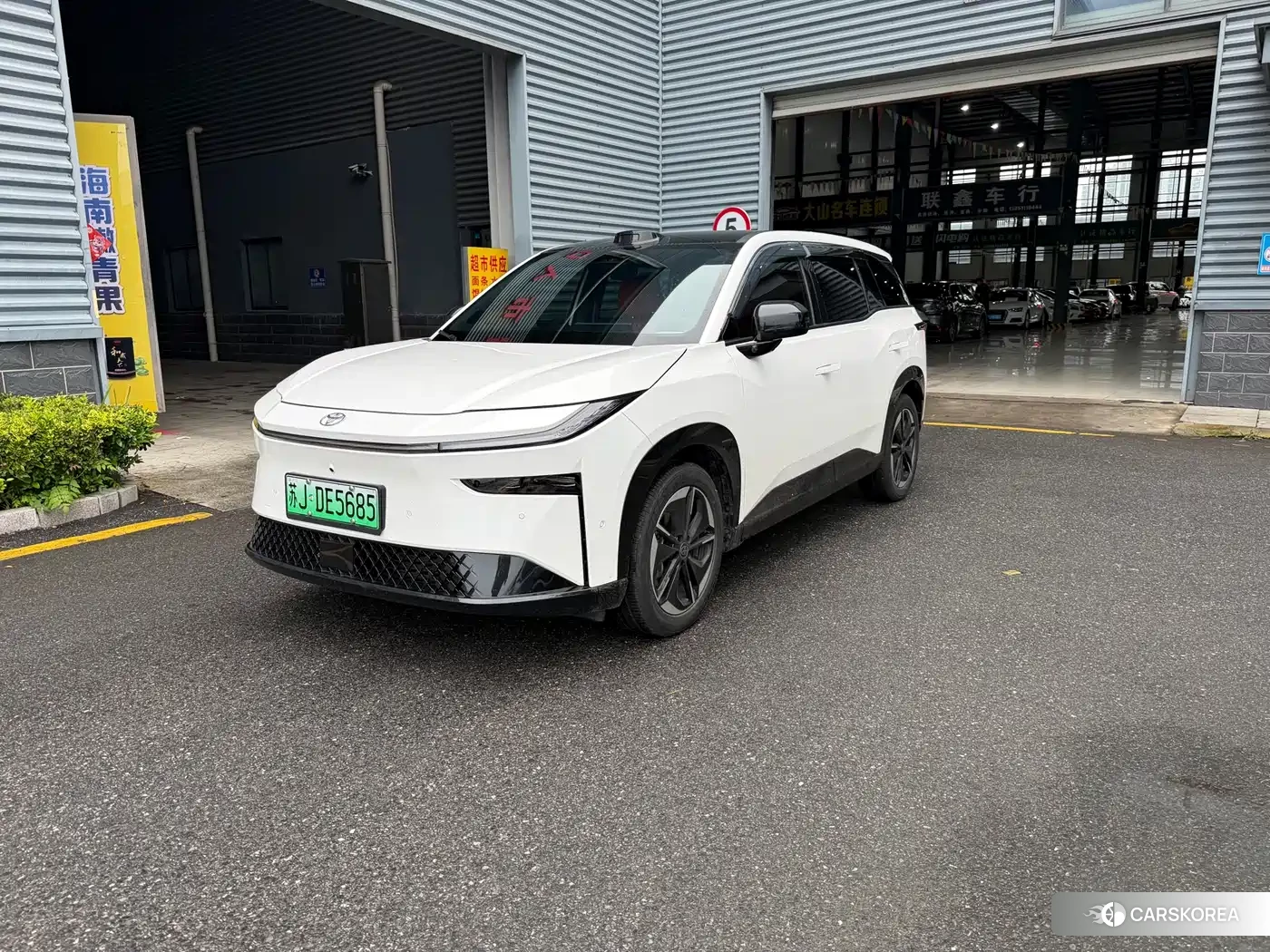 Toyota bZ3X 2025 Белый из Китая, фото 2