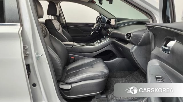 Hyundai The New Santa Fe 2022 Белый из Кореи, фото 2